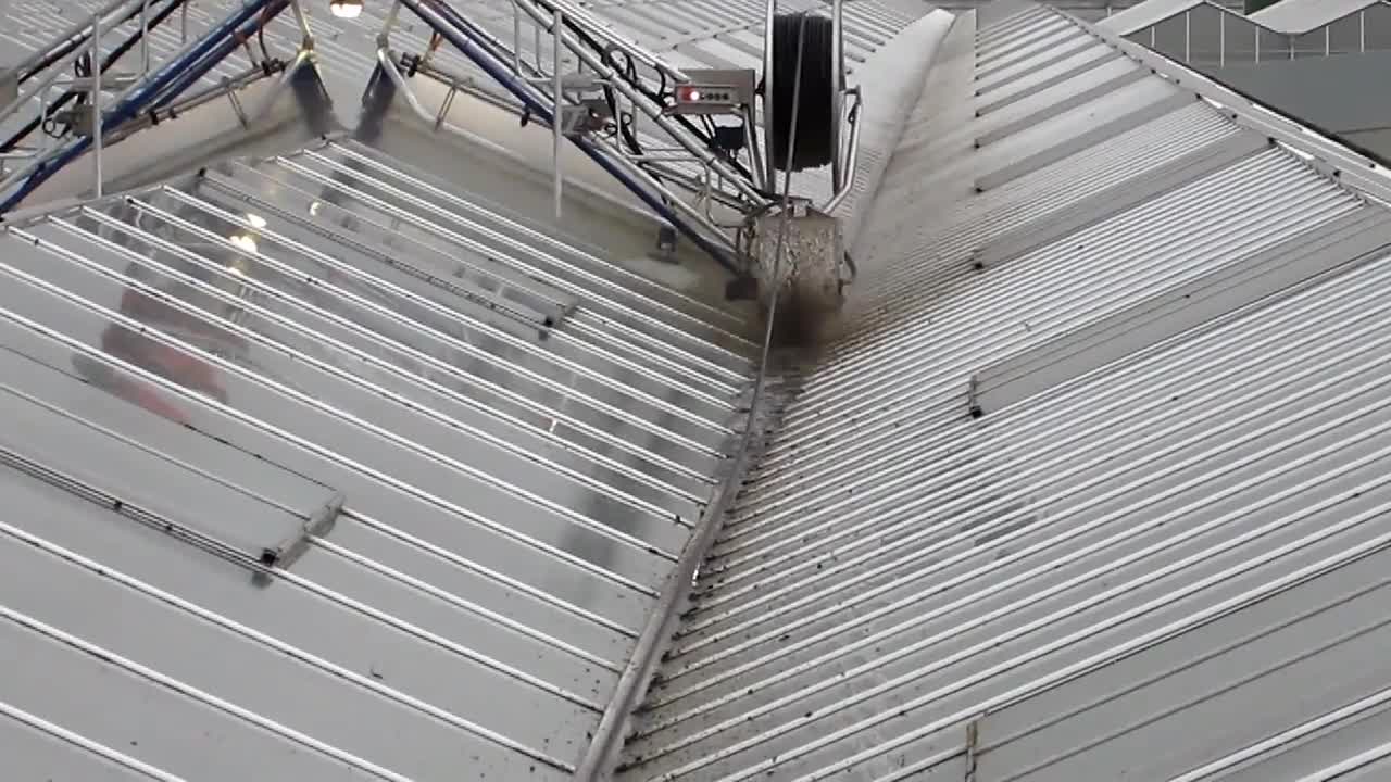 Roofmaster Light - Leo Hoogweg - Brede gootborstel - Wide gutter brush.mp4