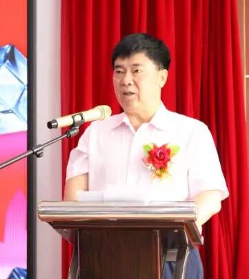 第四屆、第五屆理事會(huì)主任曹志強(qiáng)發(fā)表演講.jpg